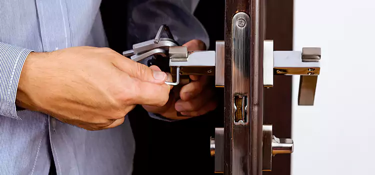 Commercial Door Lock Repair Carignan