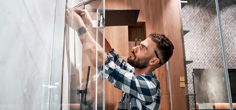 Replace Shower Doors with Frameless Carignan